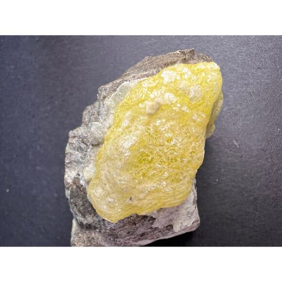 Pakistani brucite specimen - Picture 3 of 9